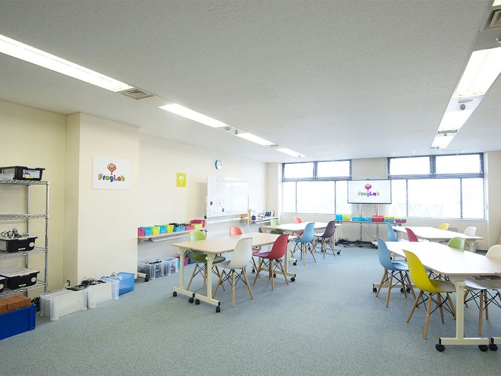 プログラボ　千里中央 ラボ１のサムネイル画像 2