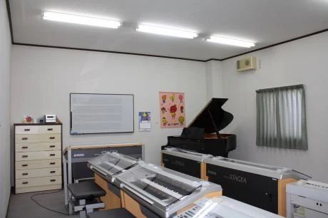 オクムラ楽器 ピアノ 土岐泉センターのサムネイル画像 4