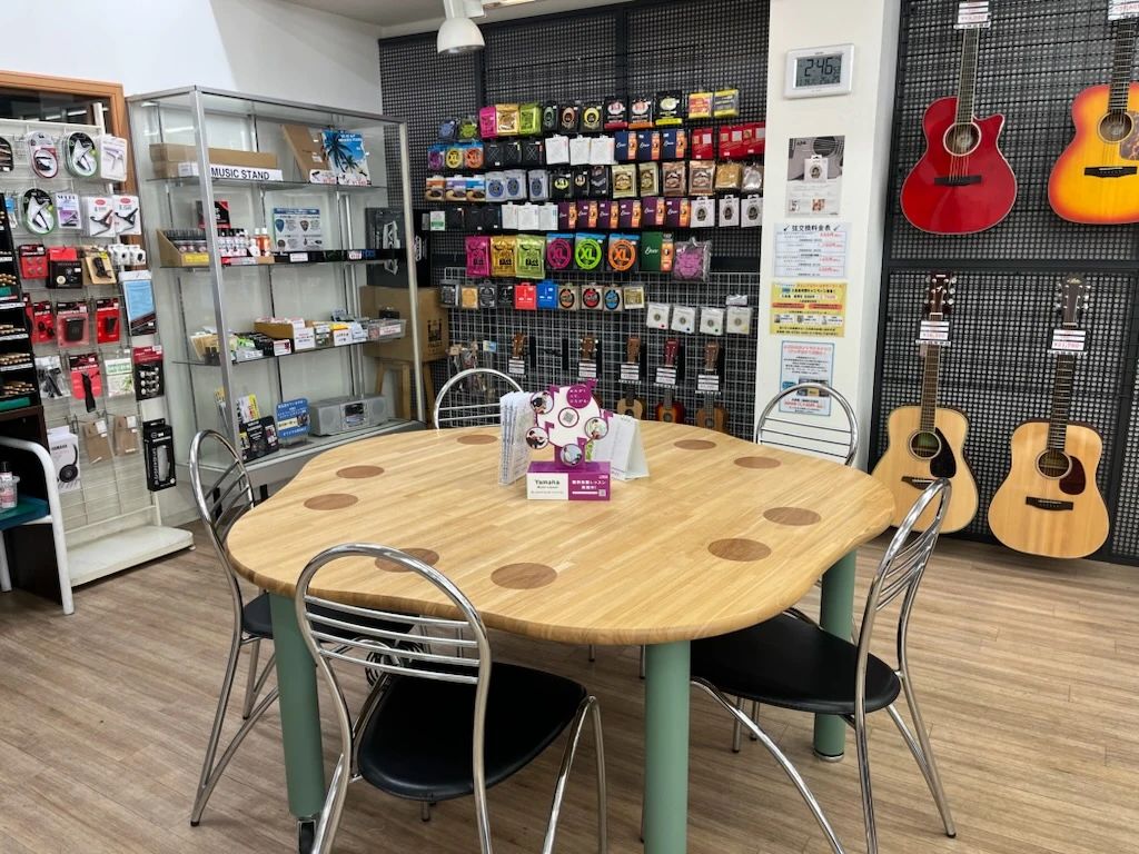 小阪楽器店 ピアノ 布施センターのサムネイル画像 5