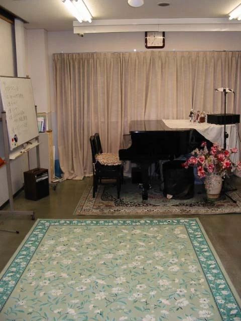 KMC音楽院 ピアノ 東成教室のサムネイル画像 4