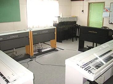 ロータリー楽器 ピアノ 柏原教室のサムネイル画像 2