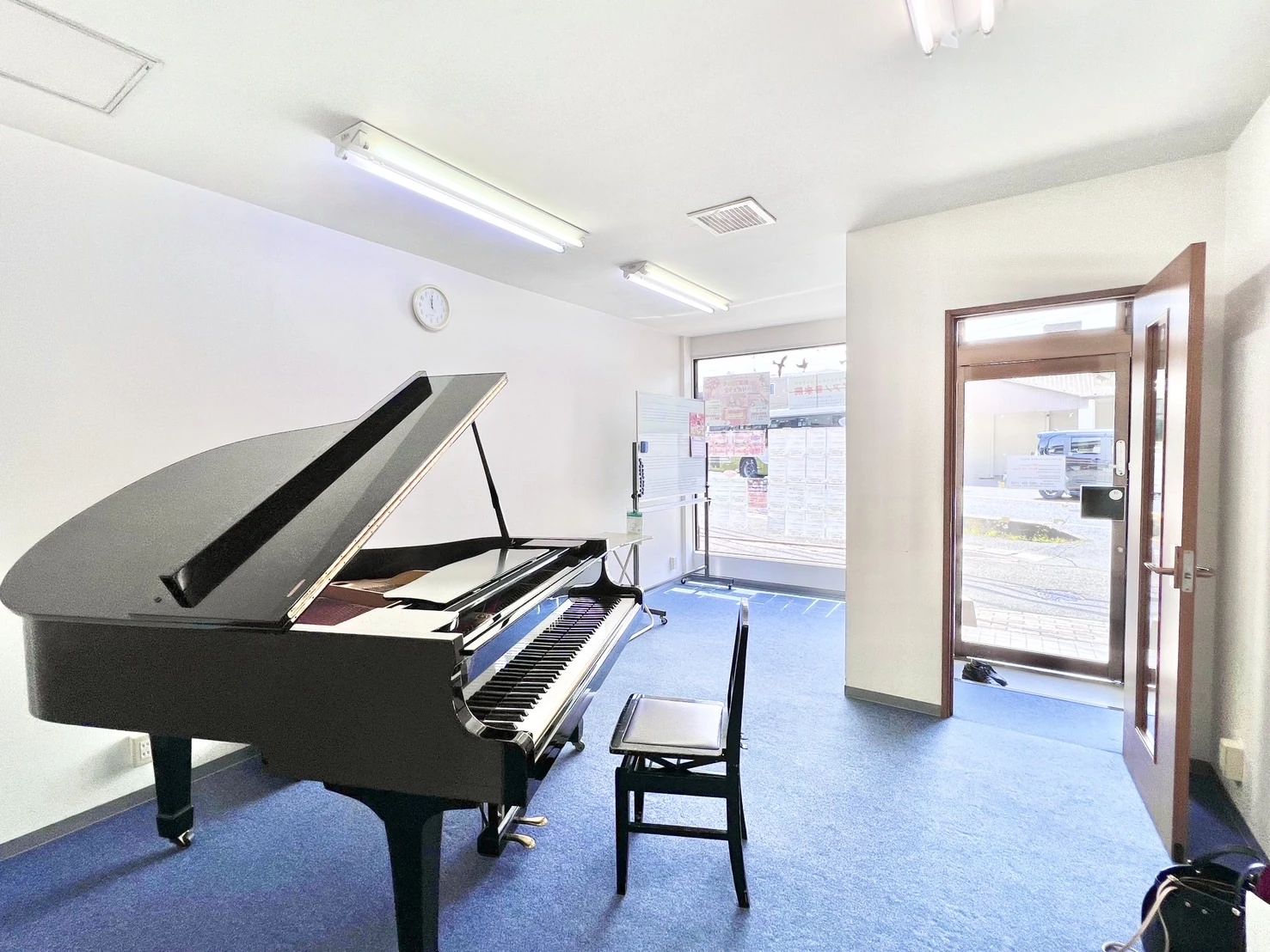 ワタナベミュージックラボ ピアノ 青崎教室のサムネイル画像 3