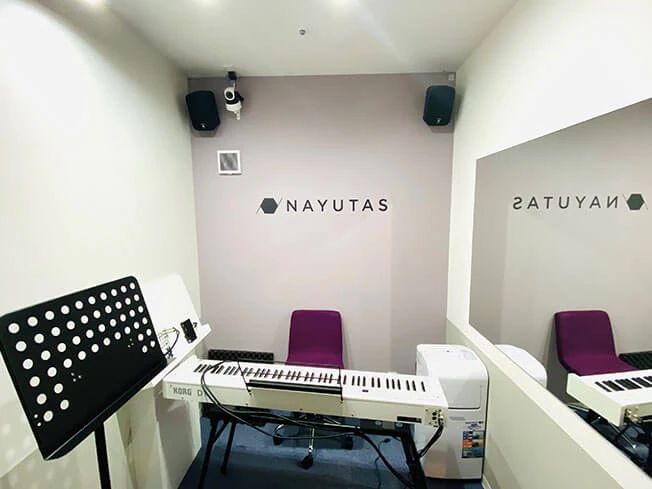 NAYUTAS ボーカル・ボイストレーニング 新宿西口校のサムネイル画像 4