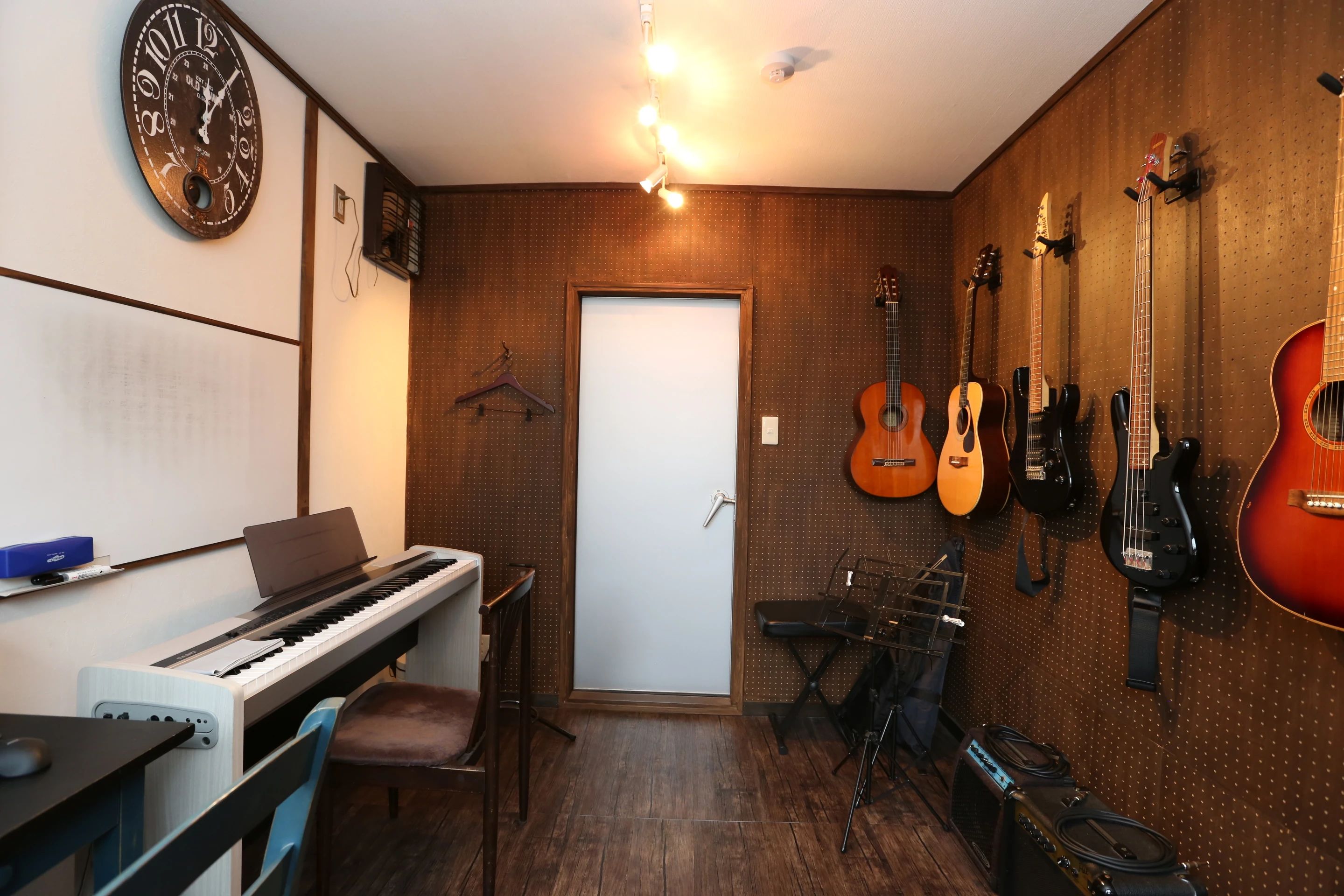 ポワンポワンスタジオ ボーカル・ボイストレーニング 八事校のサムネイル画像 2