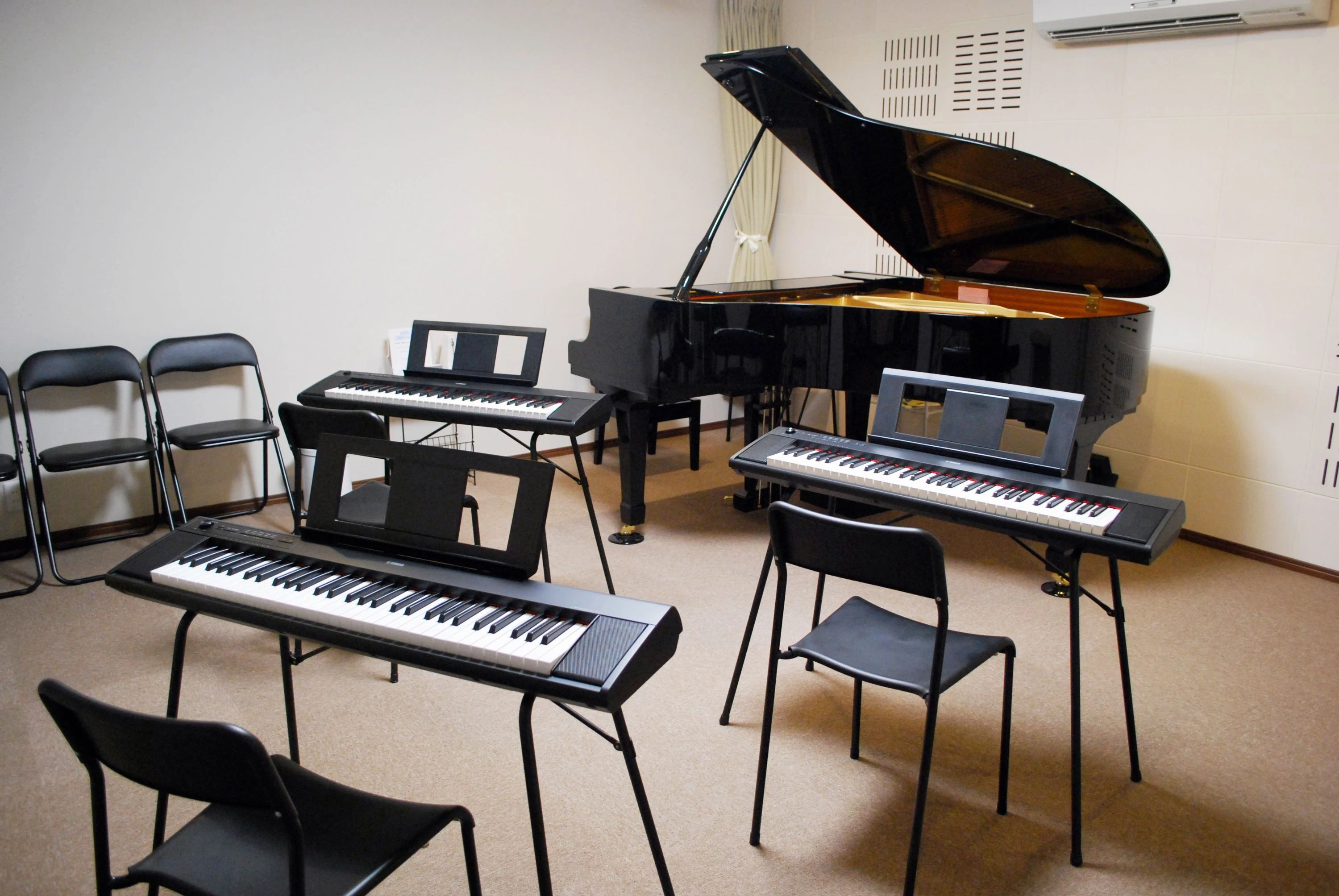 Tiny Studio music school ボーカル・ボイストレーニング 江尻東教室のサムネイル画像 4