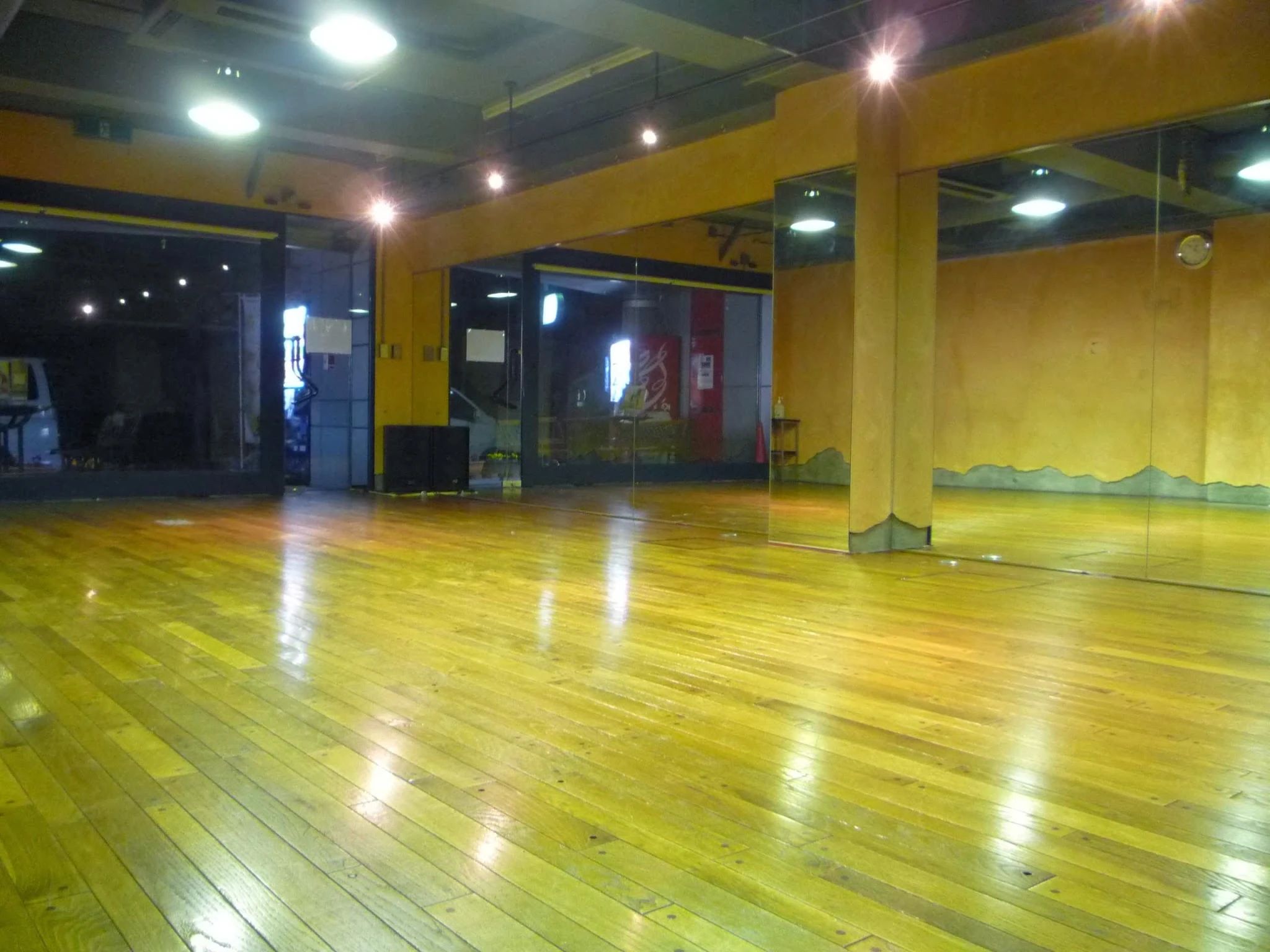 エレガントアカデミー ボーカル・ボイストレーニング 大美野教室のサムネイル画像 2