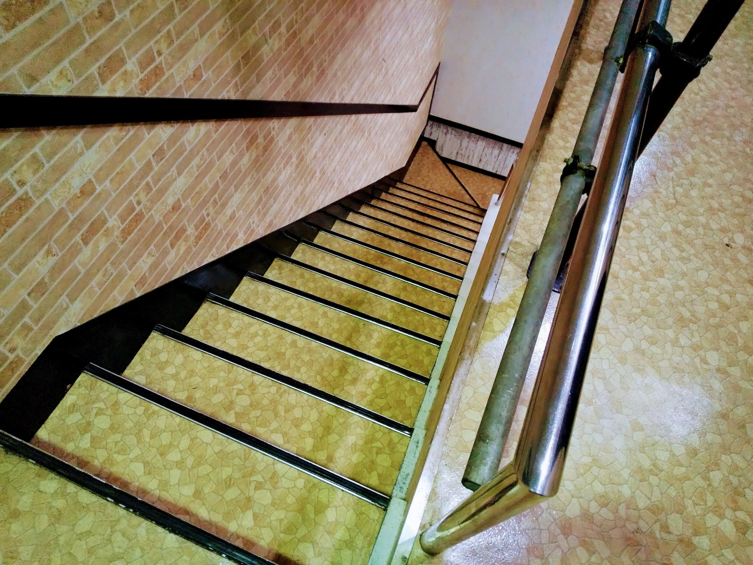 TETRA塾 ボーカル・ボイストレーニング 八幡東区中央町店のサムネイル画像 3