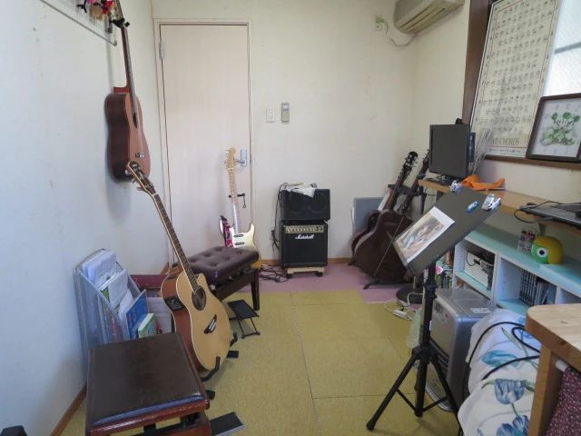 まるギター教室 山鹿町教室のサムネイル画像 2