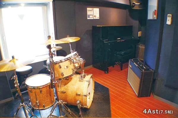 ノアミュージックスクール ギター 赤坂教室のサムネイル画像 3