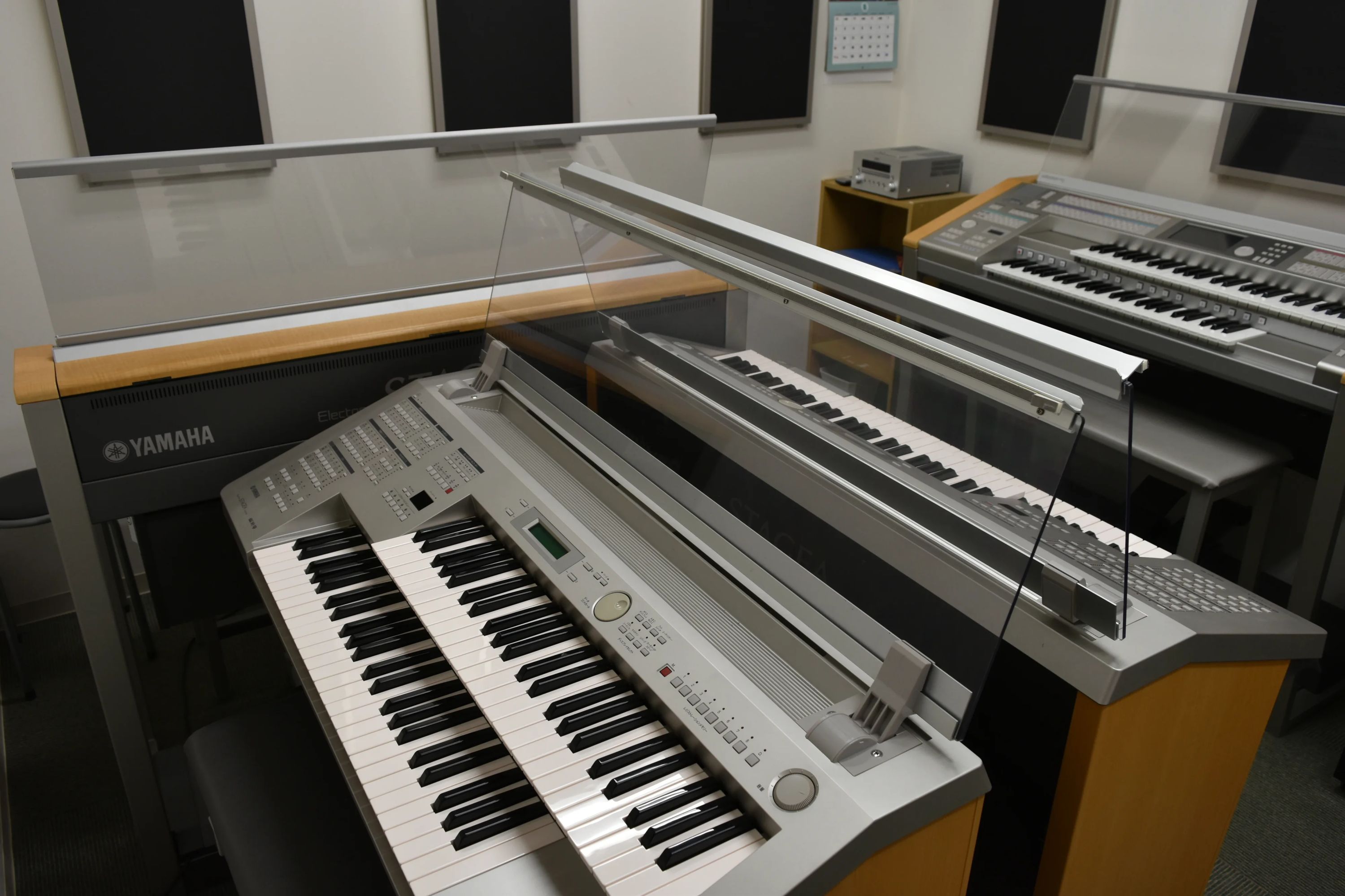 スガナミ楽器 ギター 町田根岸センターのサムネイル画像 5