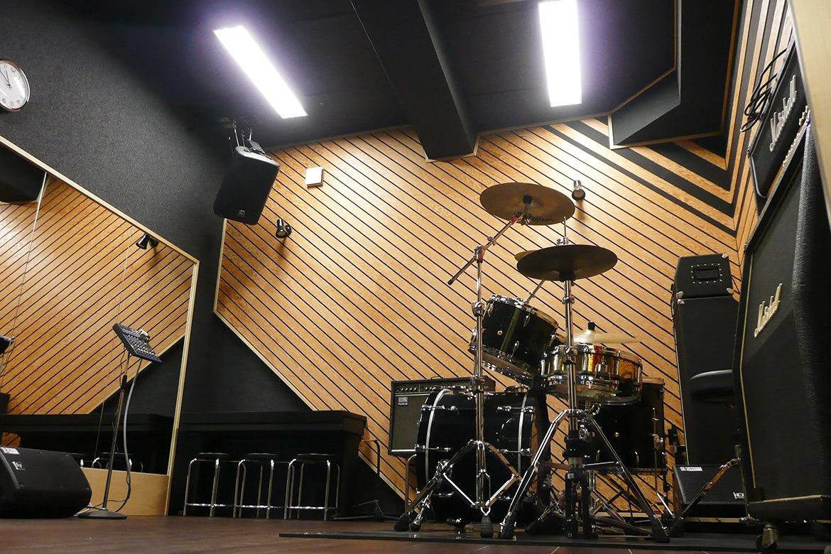 椿音楽教室 ギター スタジオペンタ立川Ⅱのサムネイル画像 5