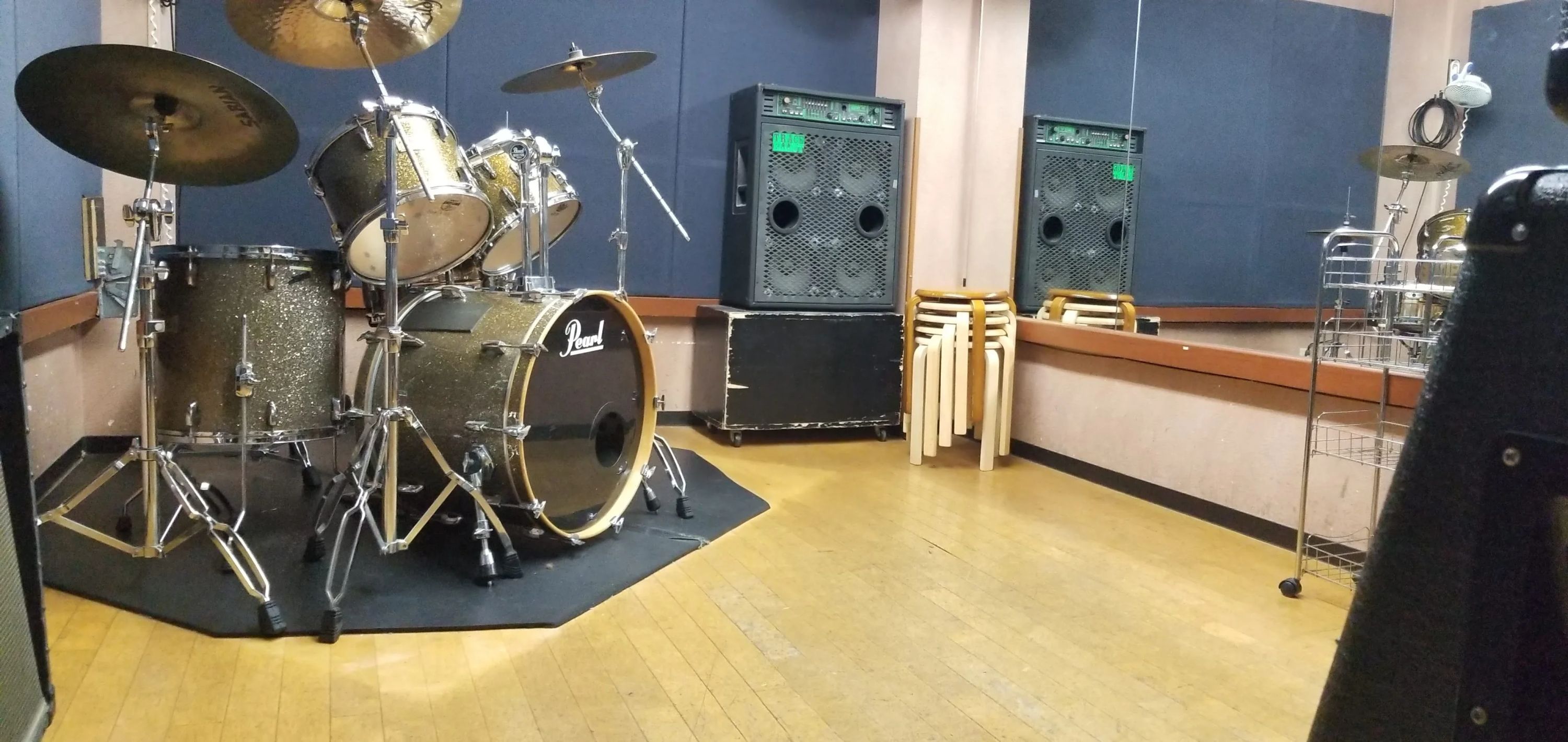 セレクトーン ギター Rinky Dink Studio 葛西のメイン画像