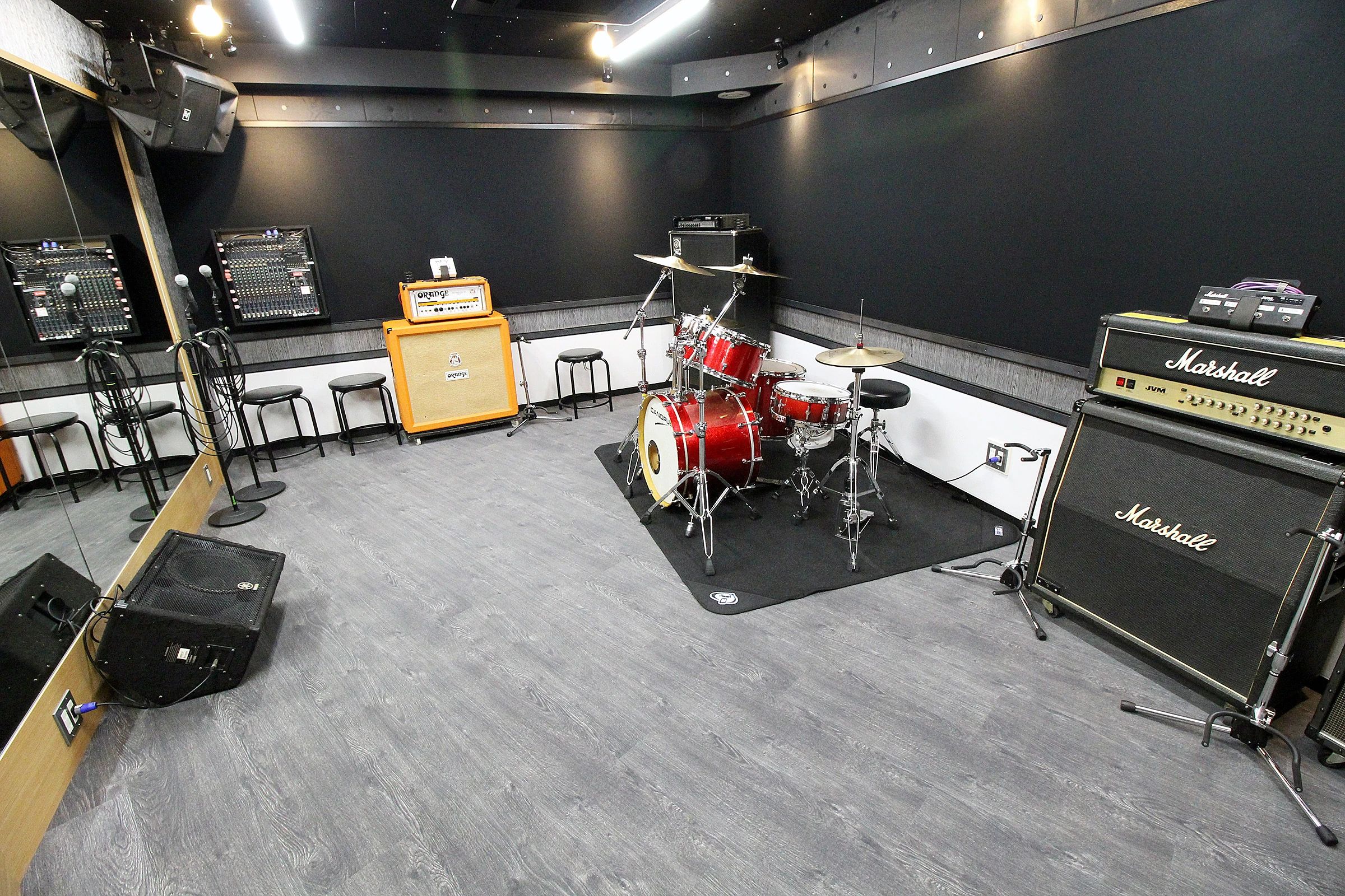 セレクトーン ギター スタジオペンタ渋谷ムーンサイドのサムネイル画像 5