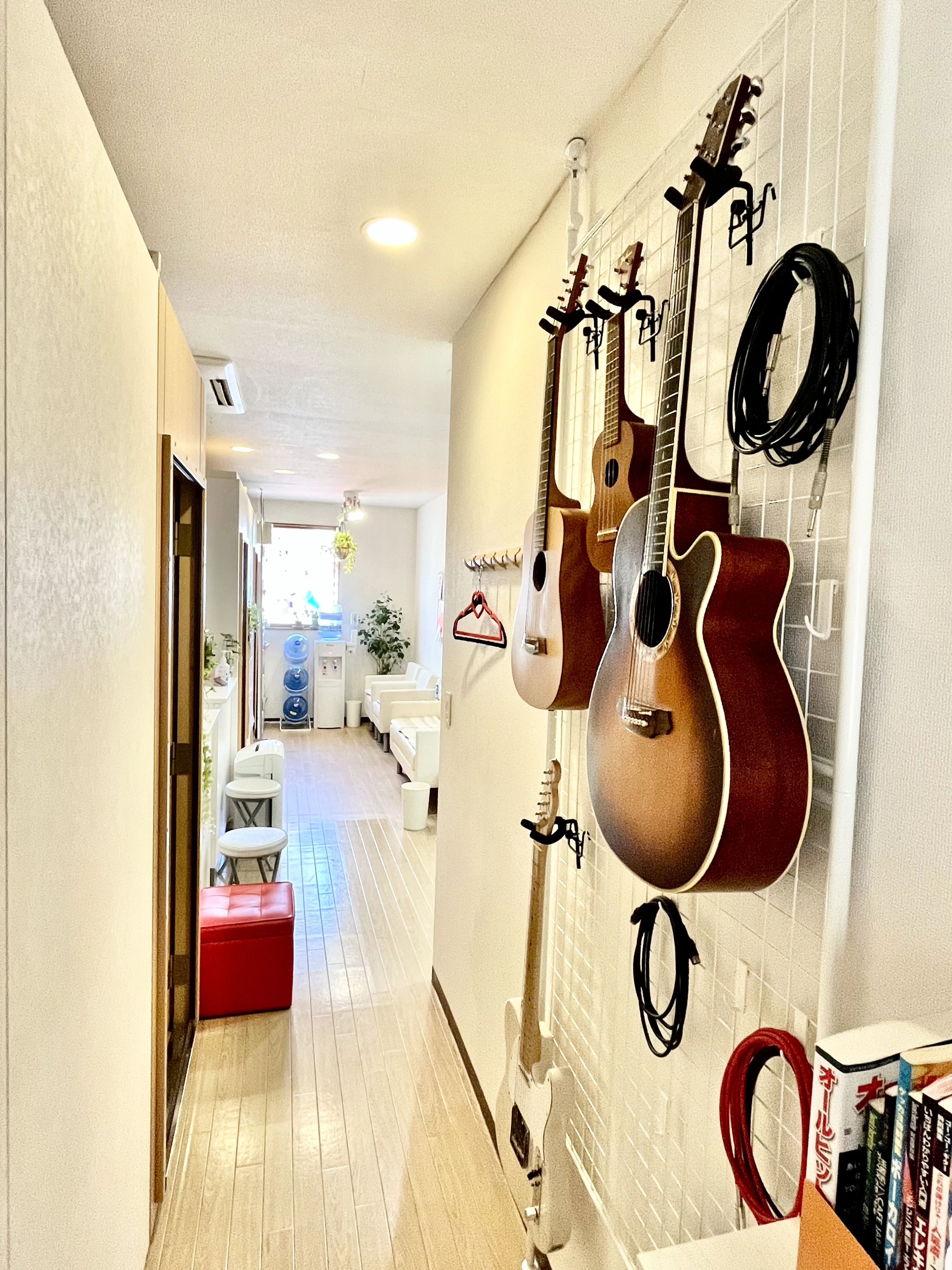 ラクシーボーカルスクール ギター 亀有駅前校のサムネイル画像 4