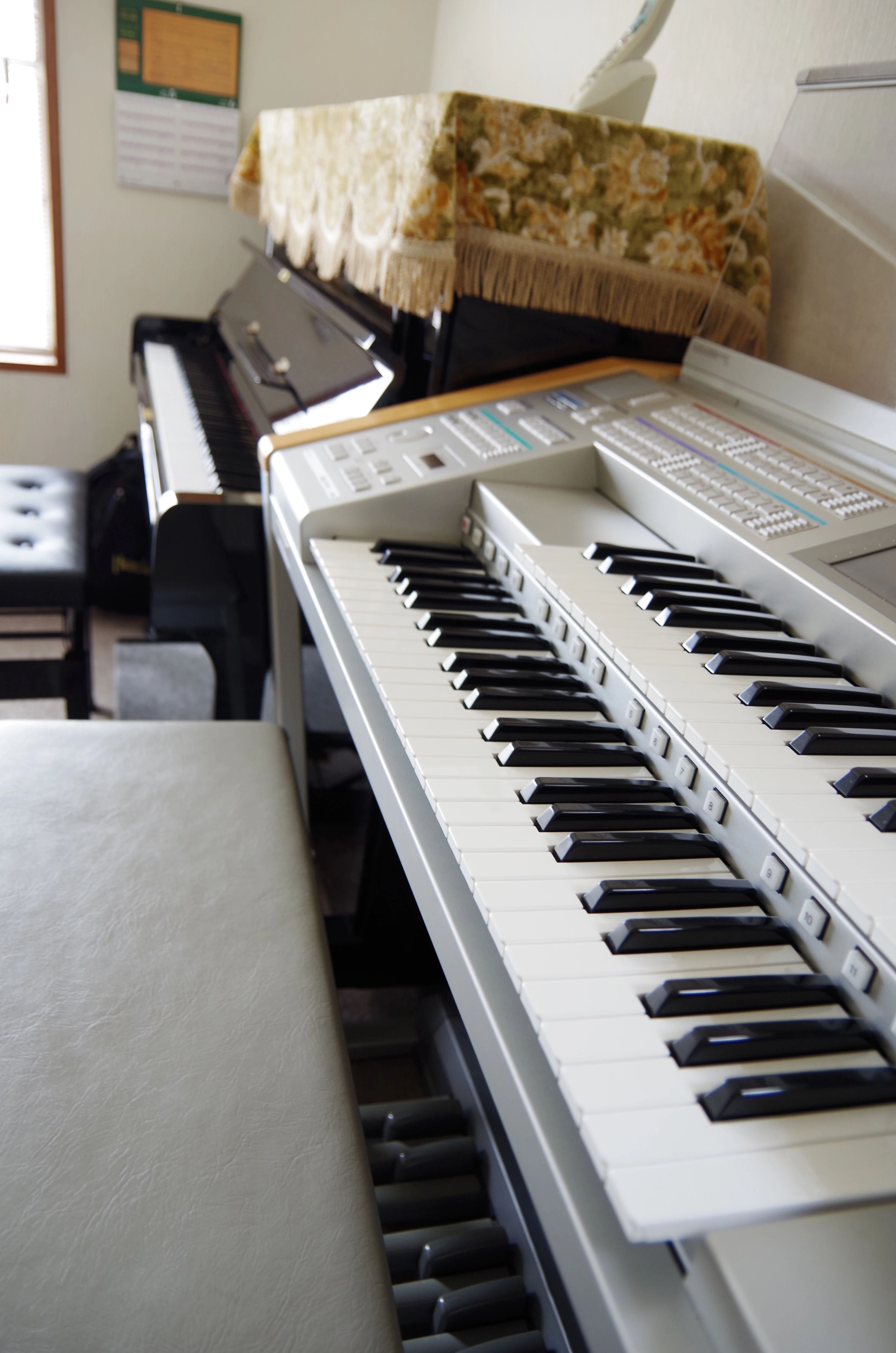 ミュージックアンサンブル音楽教室 ギター 三鷹教室のサムネイル画像 3