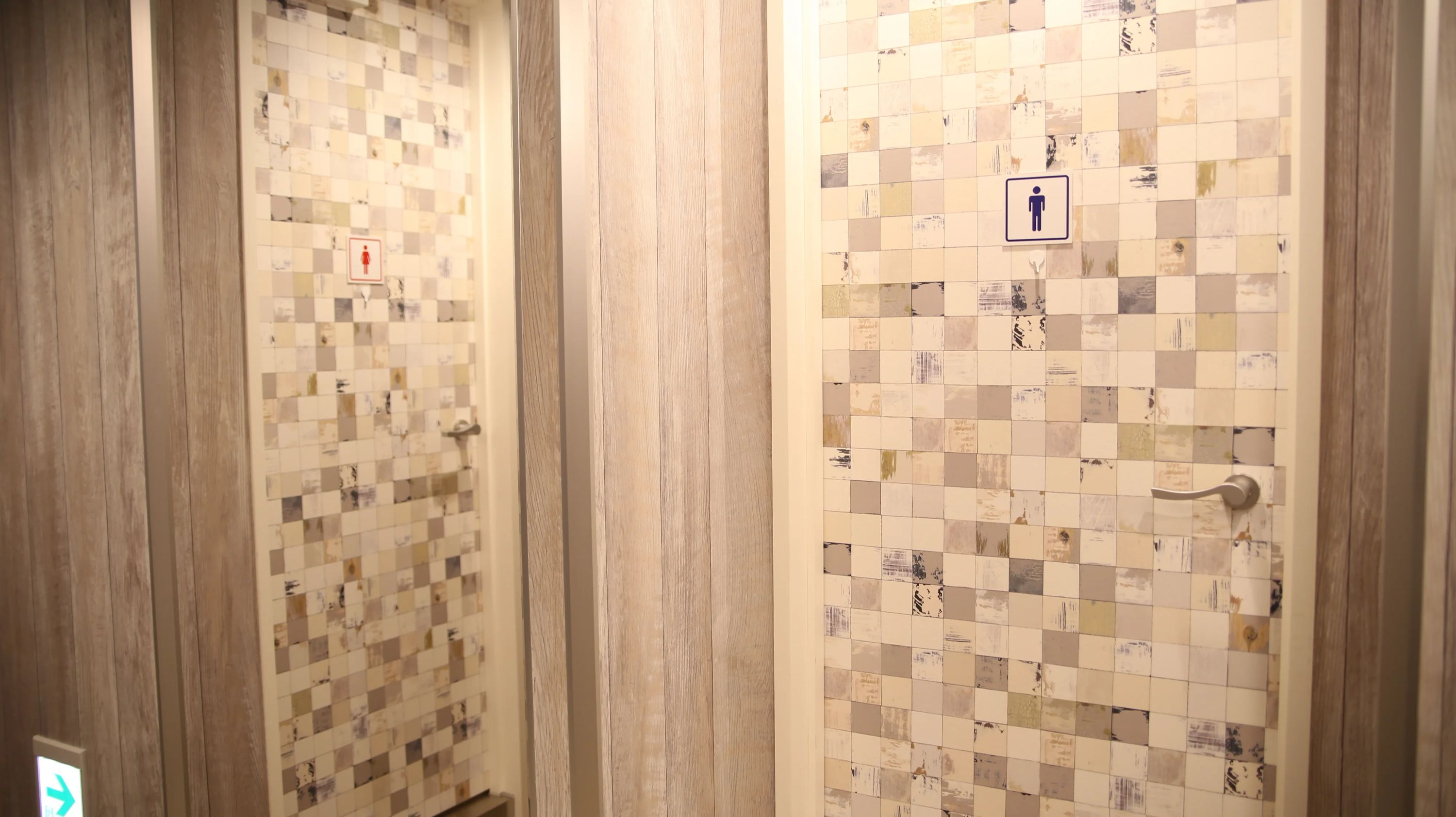 セレクトーン ギター カラオケルーム歌広場 東小金井南口駅前店のサムネイル画像 4