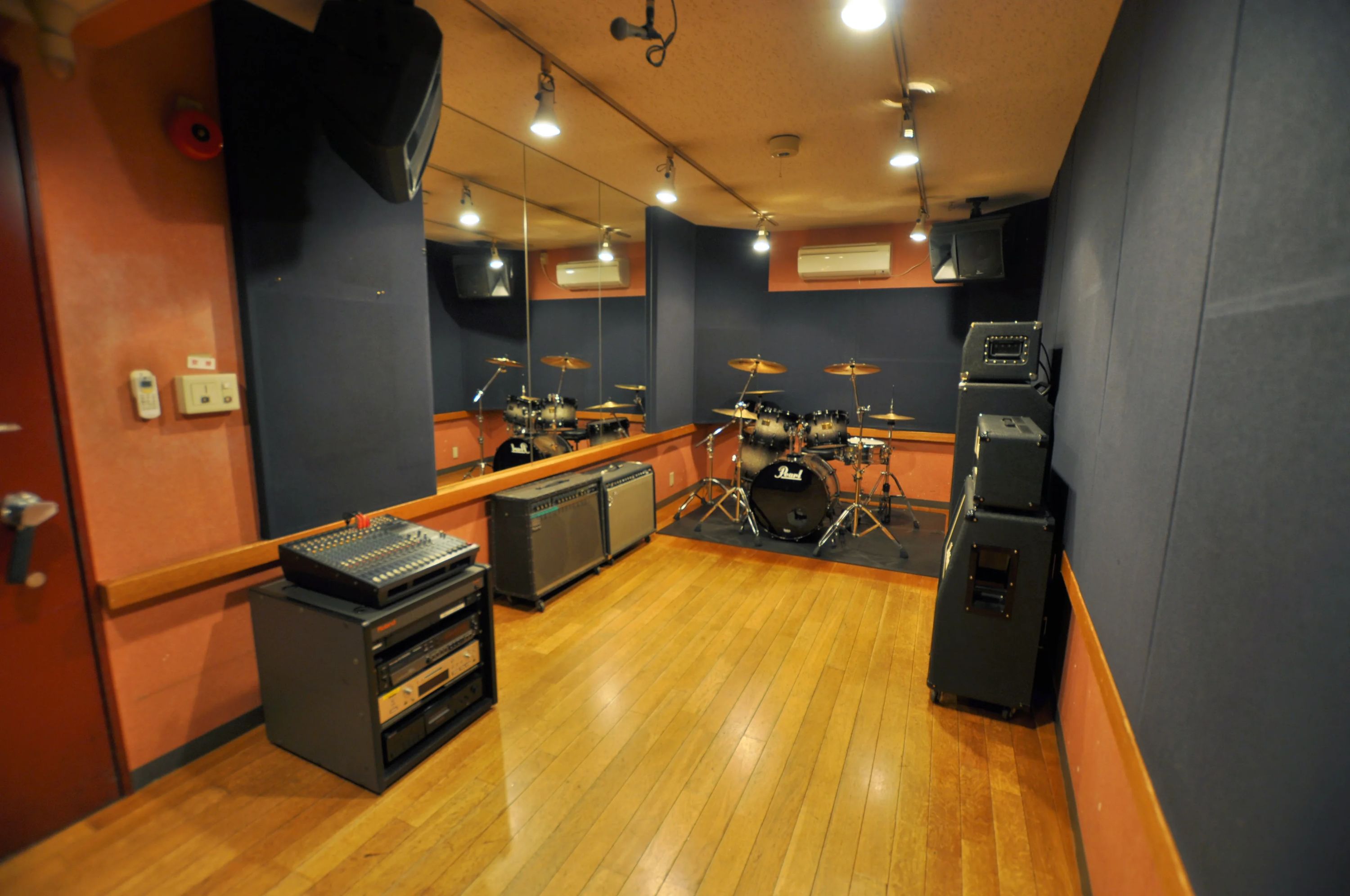 椿音楽教室 ギター クラウドナインスタジオ登戸店のサムネイル画像 2