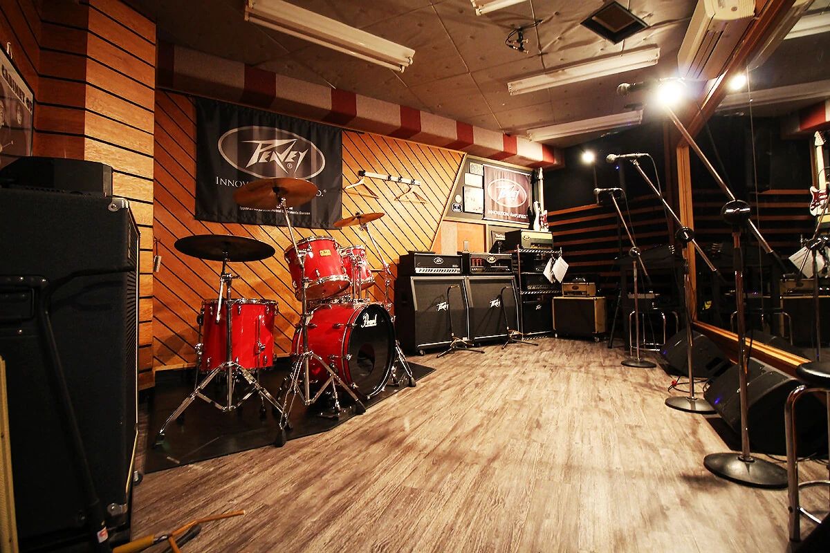 セレクトーン ギター スタジオペンタ横浜店のサムネイル画像 5