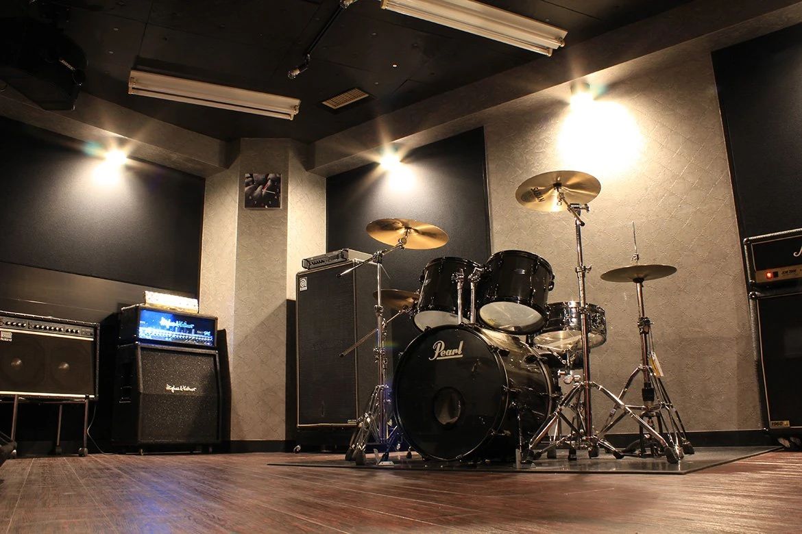 セレクトーン ギター スタジオペンタ横浜店のサムネイル画像 2