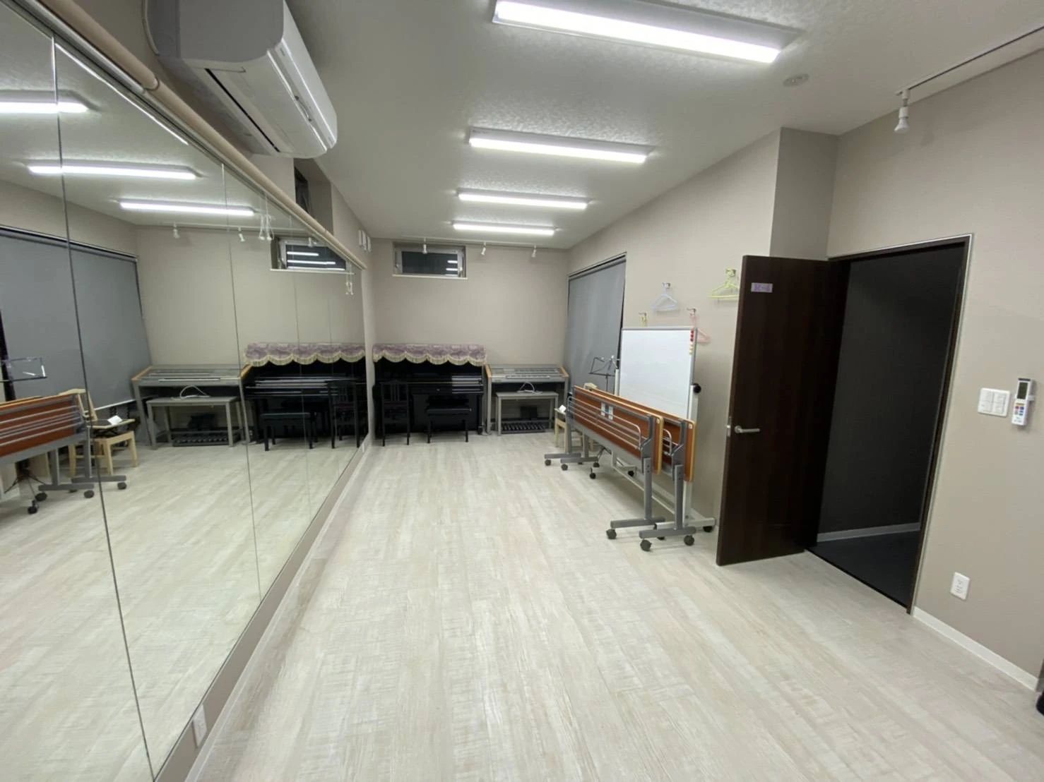 WienMusicウィーンミュージック ギター 二俣川店教室のメイン画像