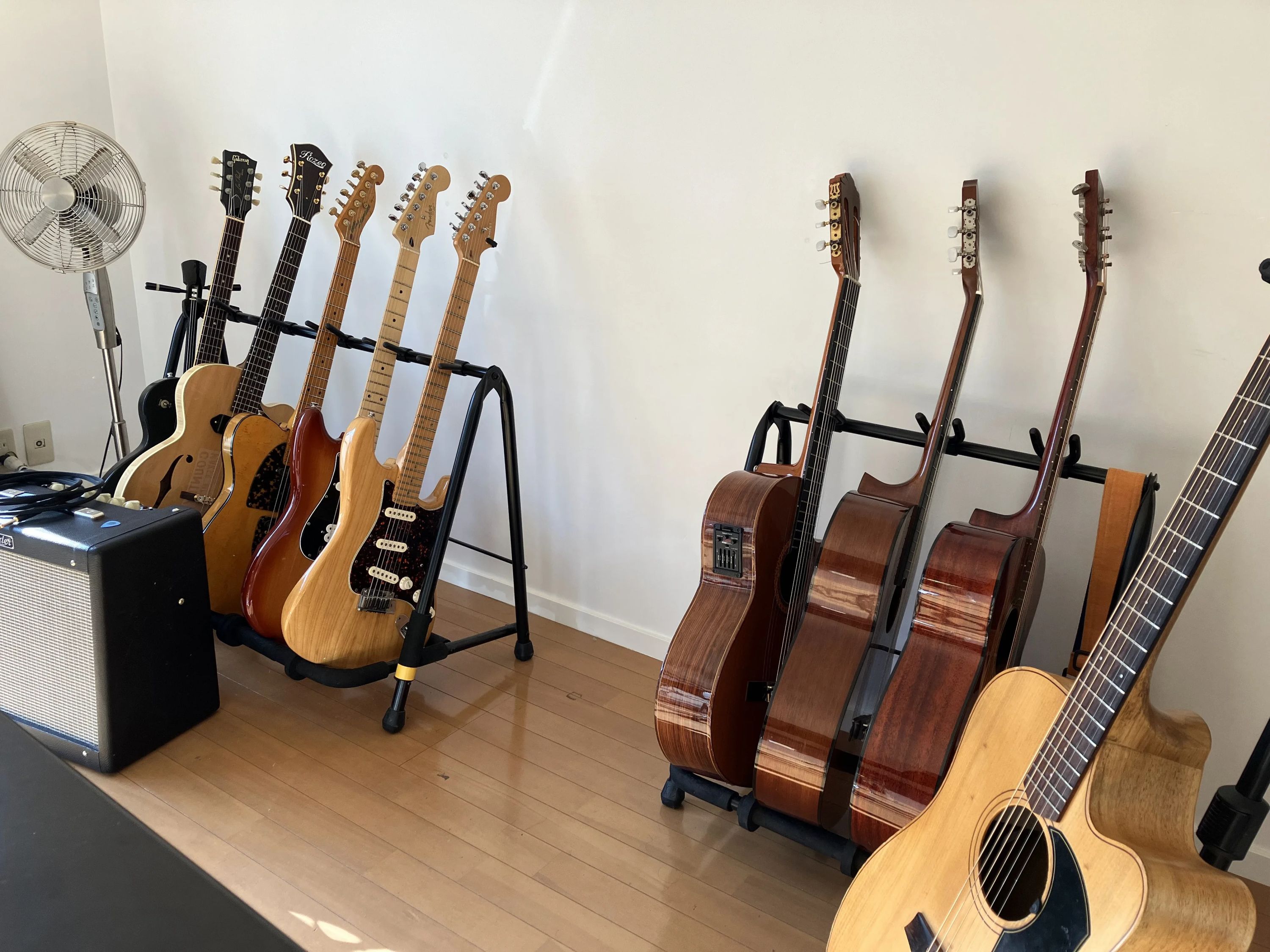 秋元ギター教室 雪ノ下教室のサムネイル画像 3