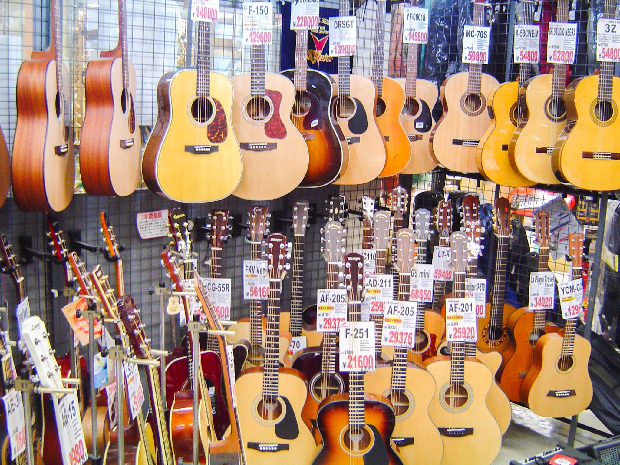 セレクトーン ギター 伊藤楽器 松戸店のサムネイル画像 3