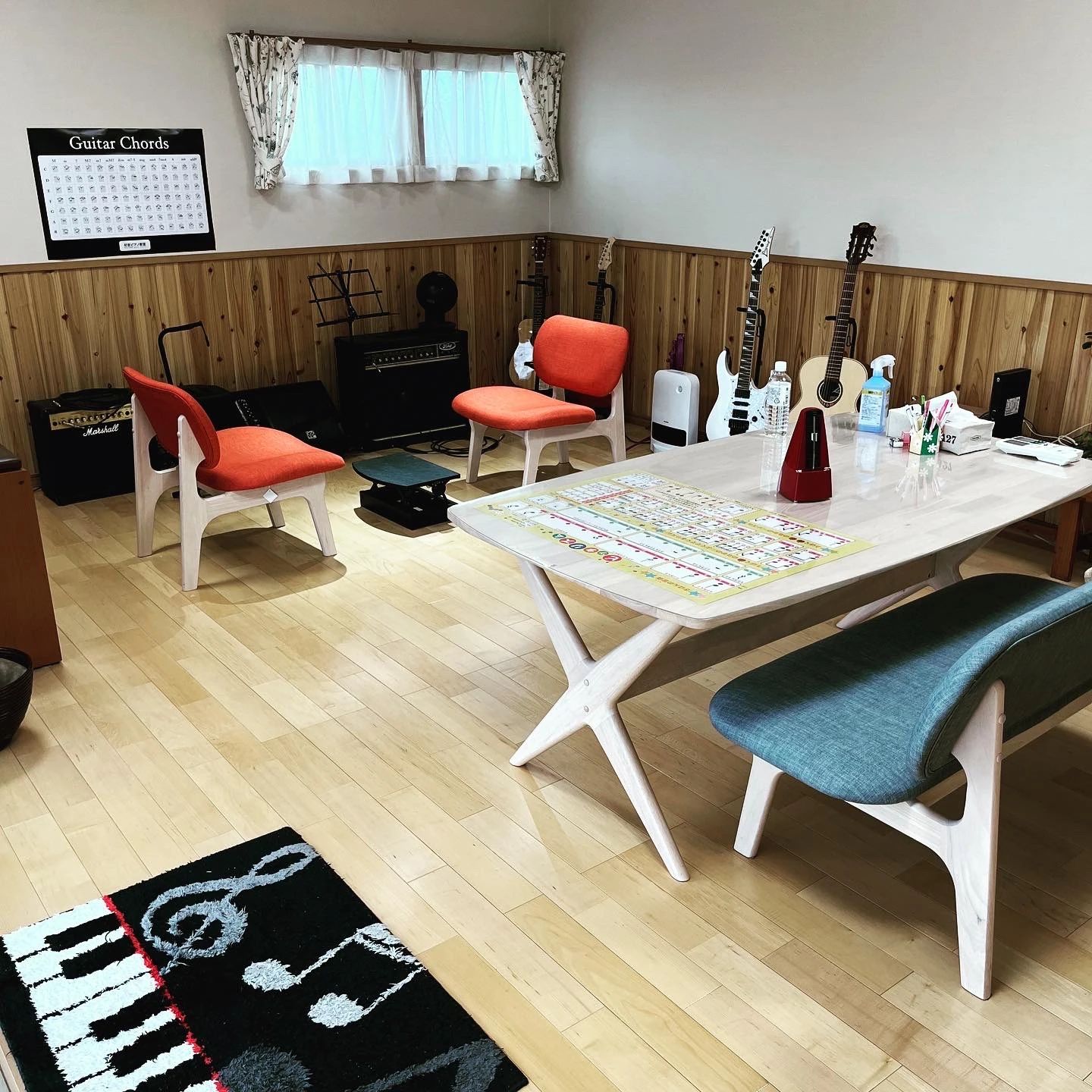 初音ピアノ教室･HATSUNEMusicSchool ギター 一宮町教室のサムネイル画像 2