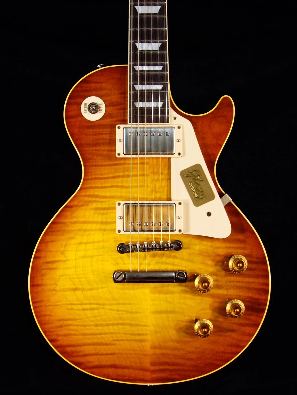 ロッキン ギター 名古屋栄店のメイン画像