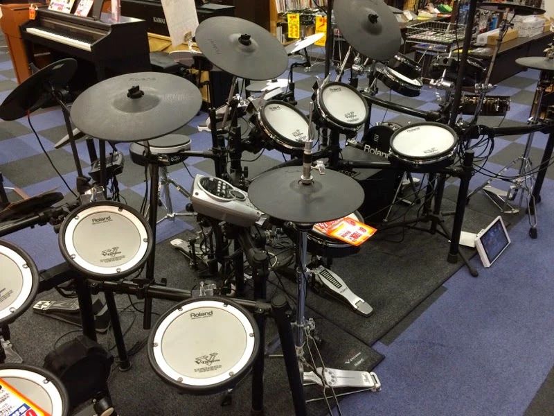 ロッキン ギター 岐阜店のサムネイル画像 4