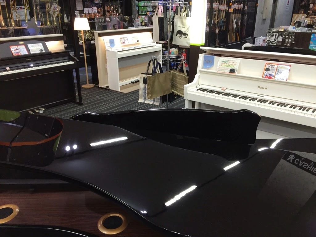 ロッキン ギター 岐阜店のサムネイル画像 5