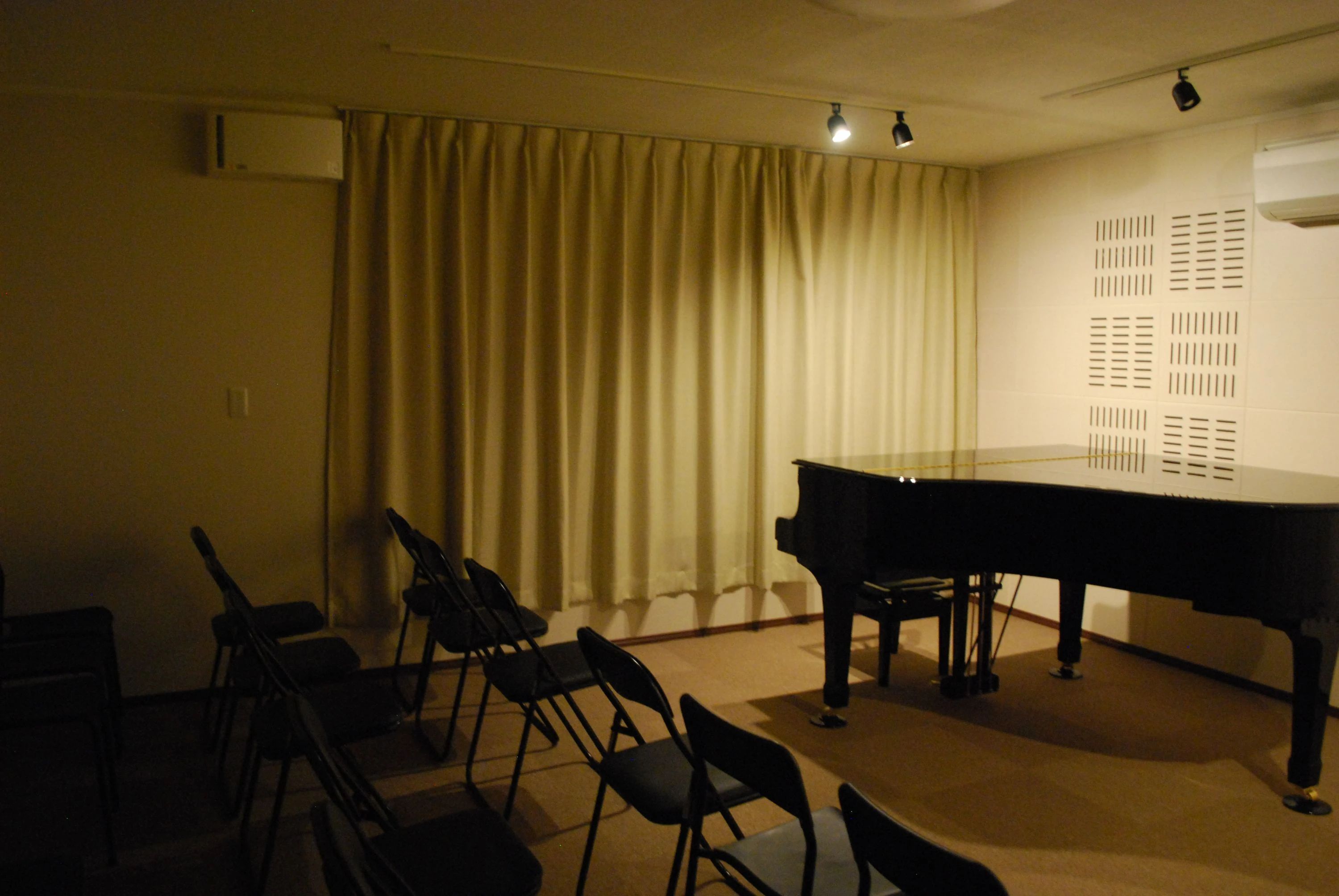 Tiny Studio music school ギター 江尻東教室のサムネイル画像 4