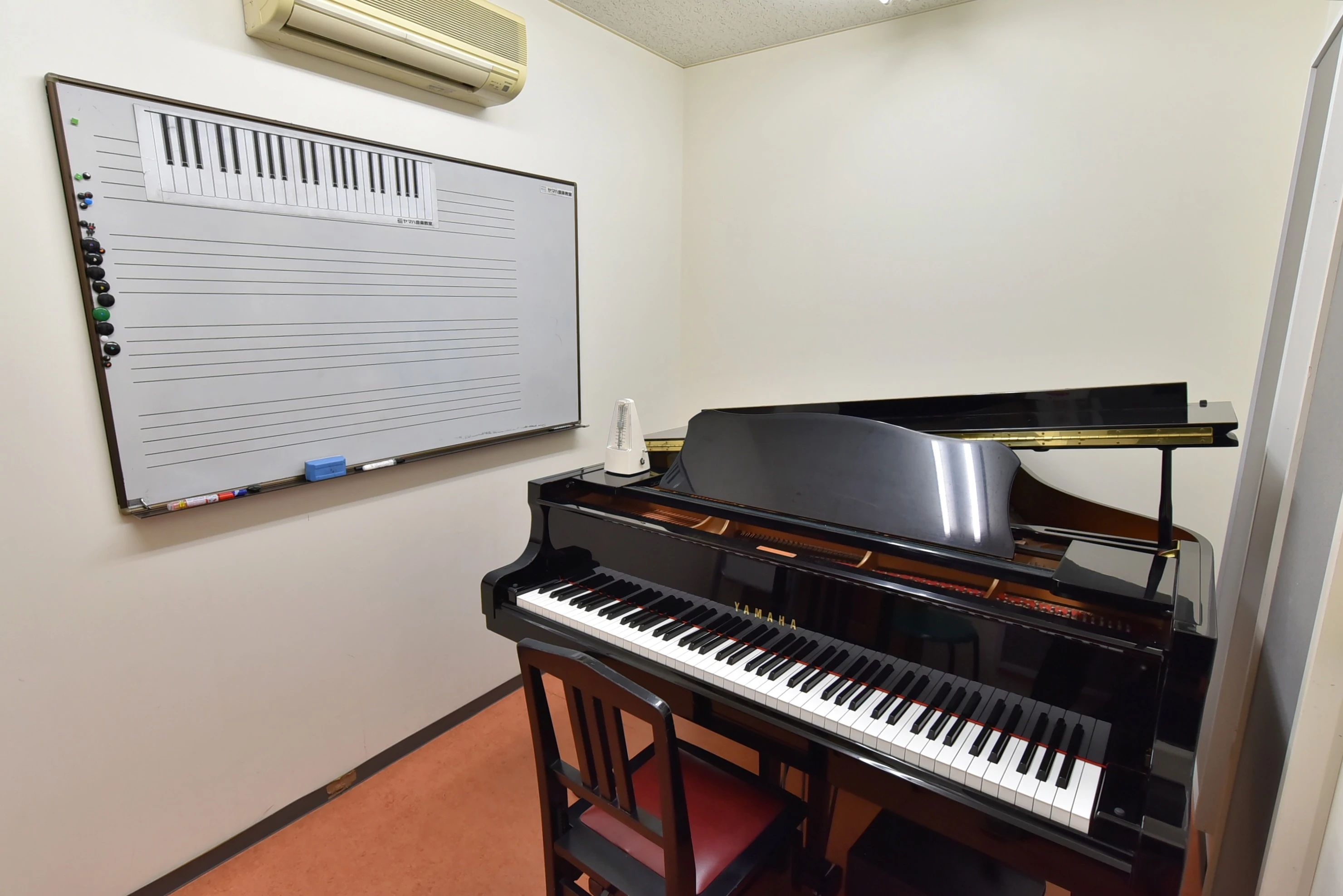 ヤマハ音楽教室 ギター 白子センターのサムネイル画像 3