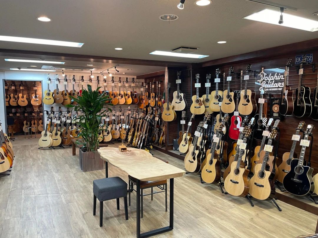 DOLPHIN GUITARS(ドルフィンギターズ) 江坂町のメイン画像