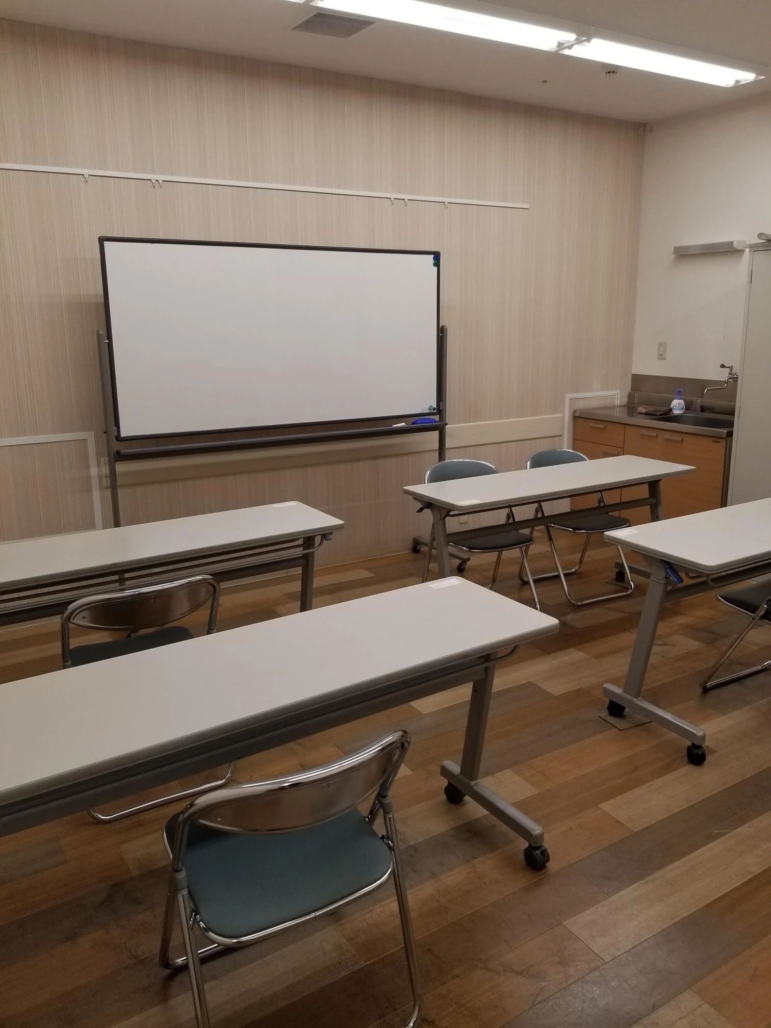 JEUGIA(ジュージヤ) ギター 堺タカシマヤのメイン画像