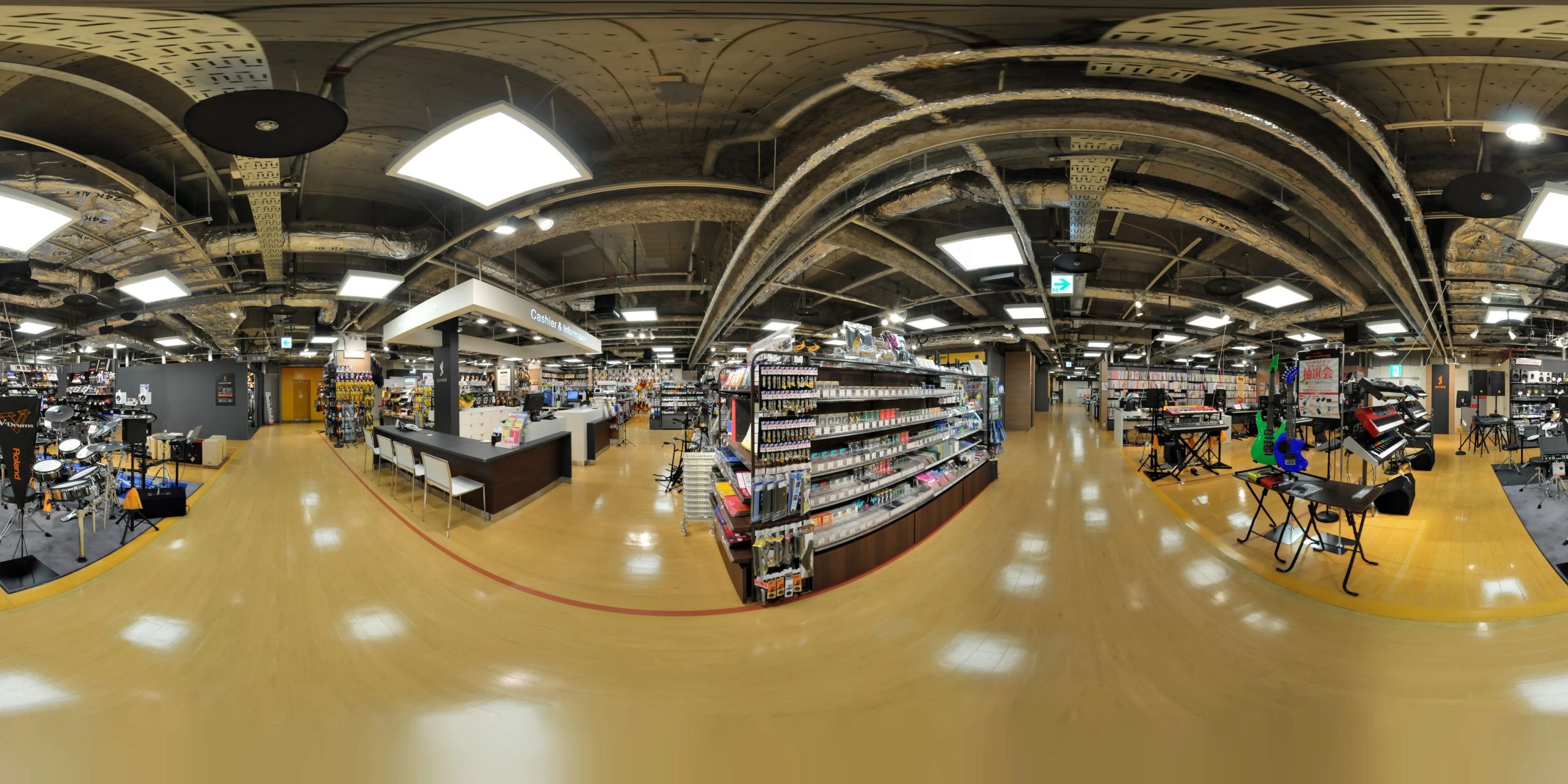 島村楽器 ギター 梅田ロフト店のサムネイル画像 5