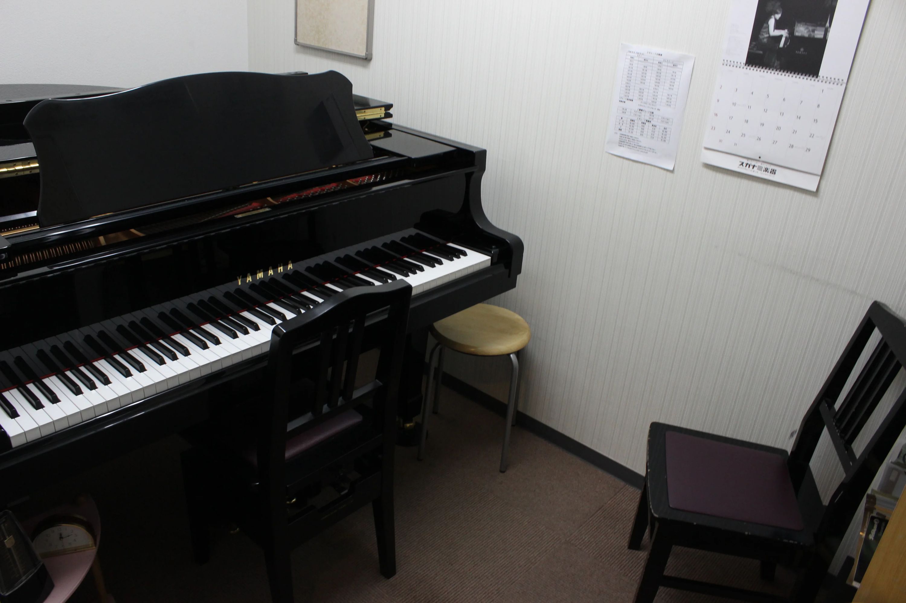 スガナミ楽器 ギター 二見ミュージックセンターのメイン画像