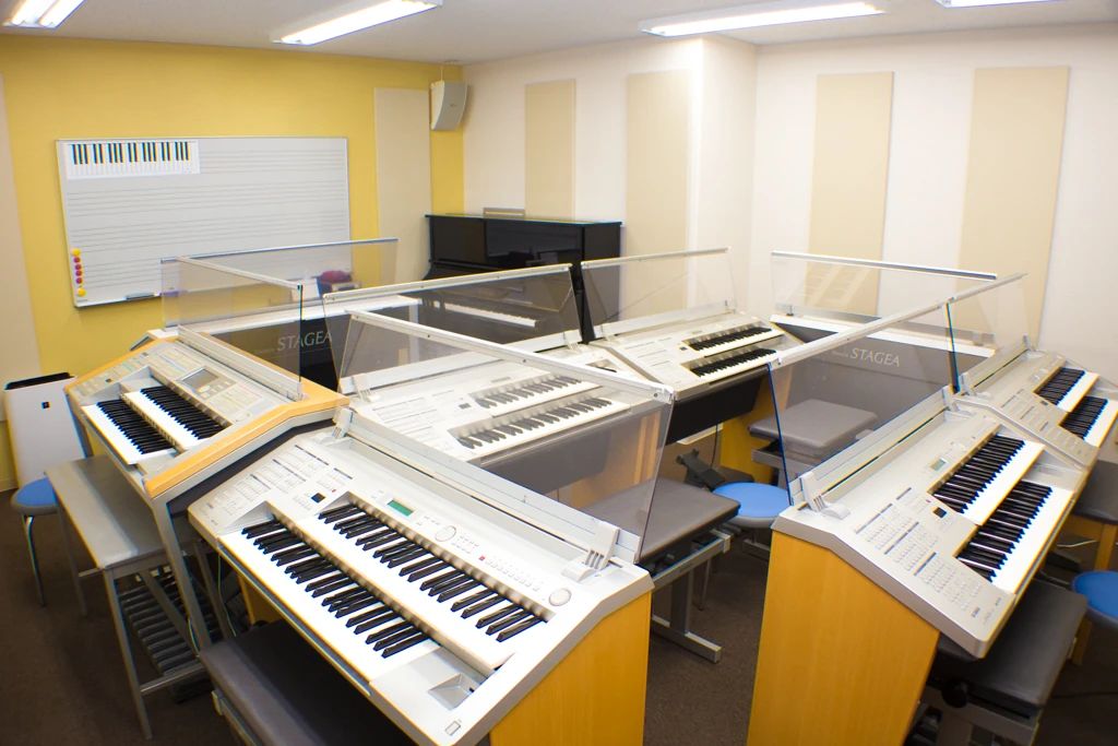 ヤマハ音楽教室 ギター ミュージックサロン立花のサムネイル画像 2