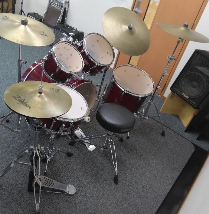 ハセガワ楽器 ギター 川西第２センターのサムネイル画像 2