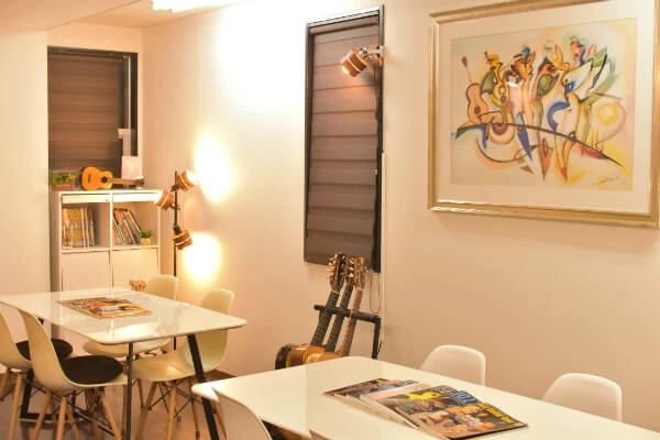 Mistletoe Music School ギター 北長狭通教室のサムネイル画像 2