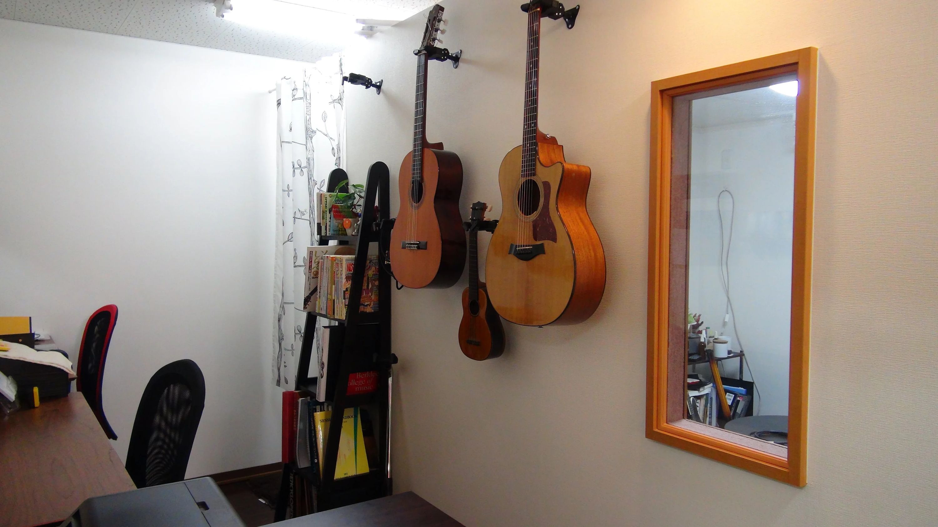 Mistletoe Music School ギター 北長狭通教室のサムネイル画像 5