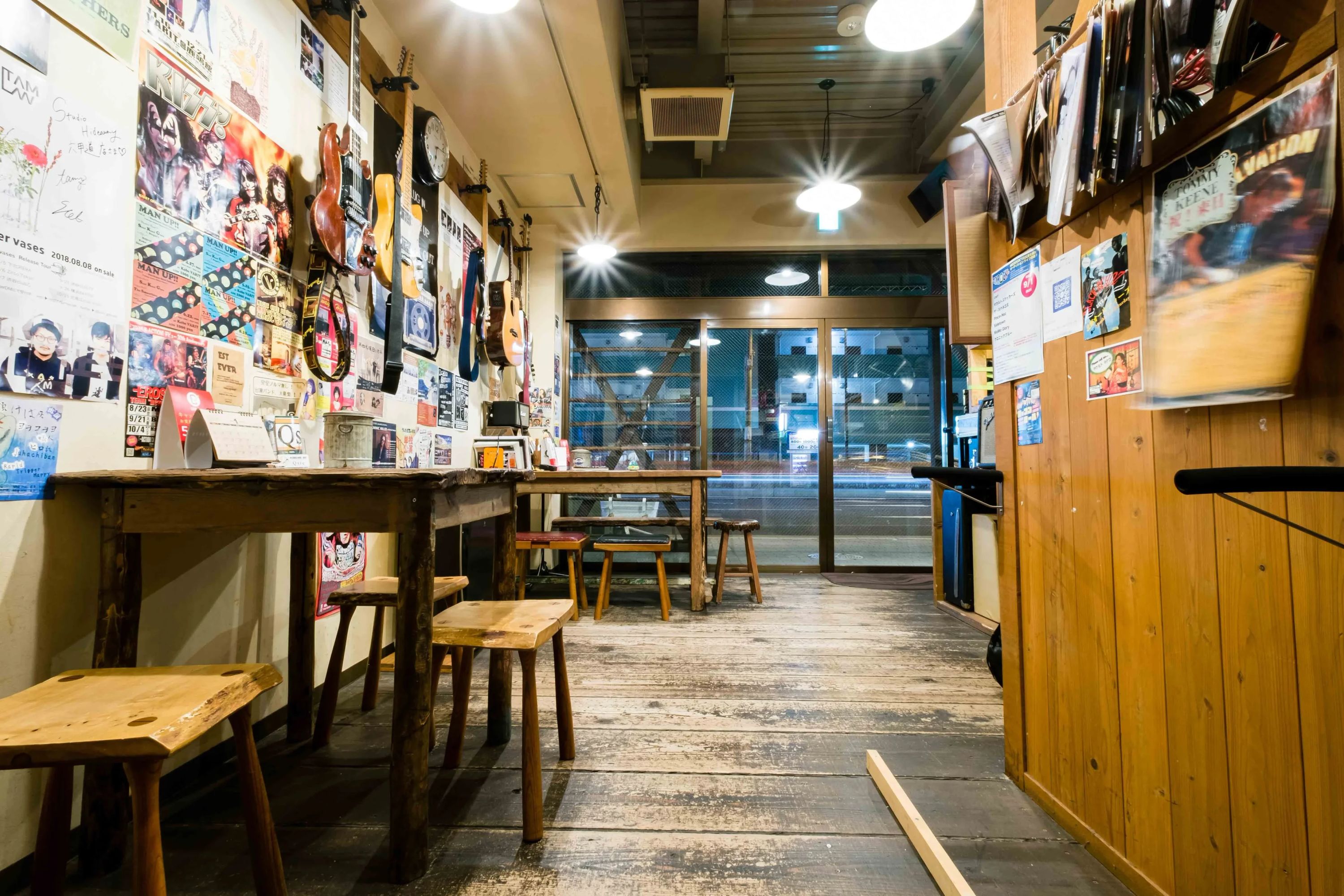 椿音楽教室 ギター Studio Hideaway六甲道店のサムネイル画像 4