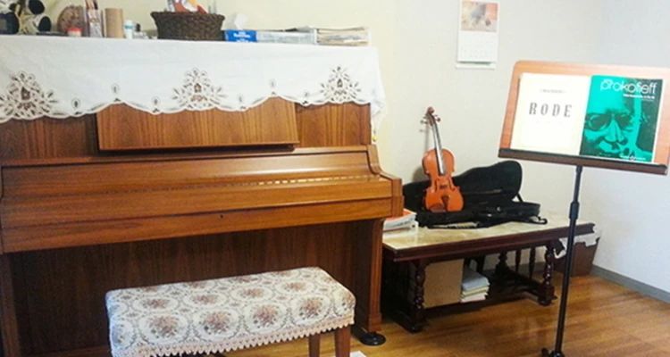 窪田ヴァイオリン教室 荏田教室のサムネイル画像 2